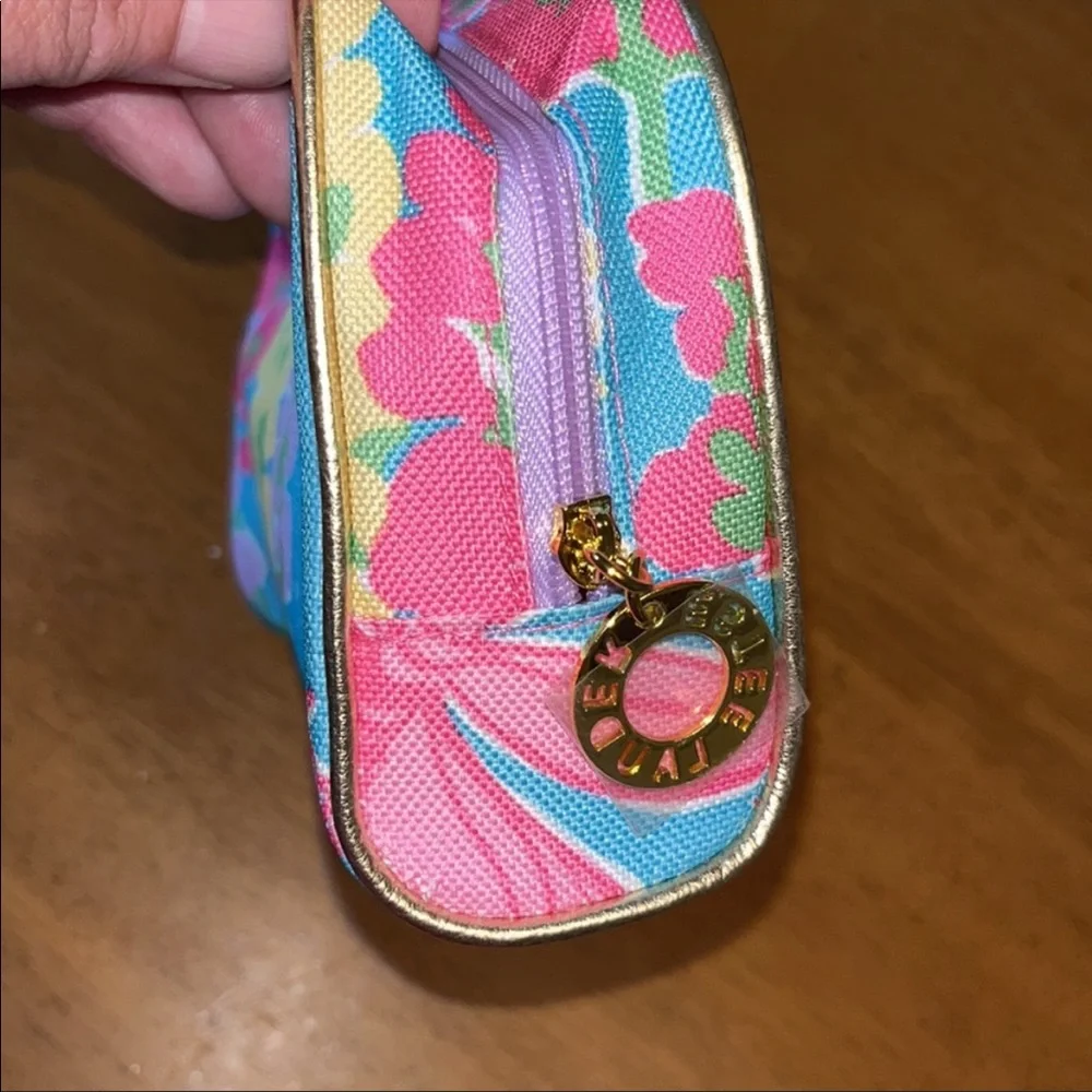 Lilly Pulitzer for Estee Lauder Zippered Cosmetic Travel Bag.